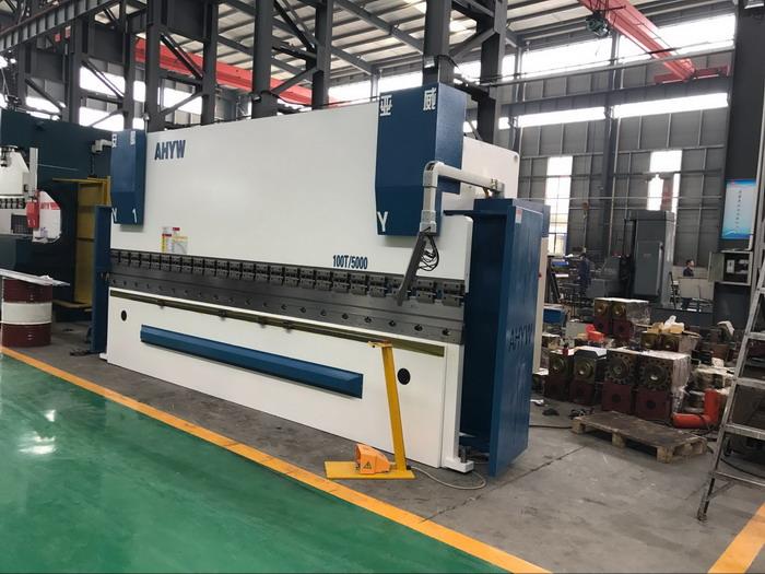 AHYW Yawei 5 axis 100T5M cnc sheet metal bending machine china factory