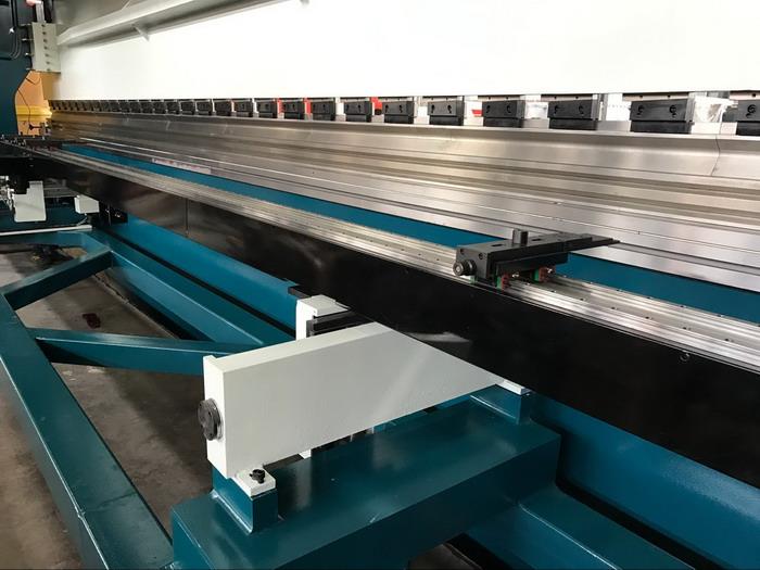 AHYW Yawei 10m CNC Synchro press brake XR 2 axis auto bending back gauges china factory